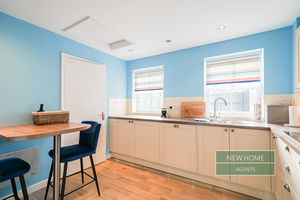 Photo 18- click for photo gallery